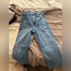 Abercrombie curve love jeans